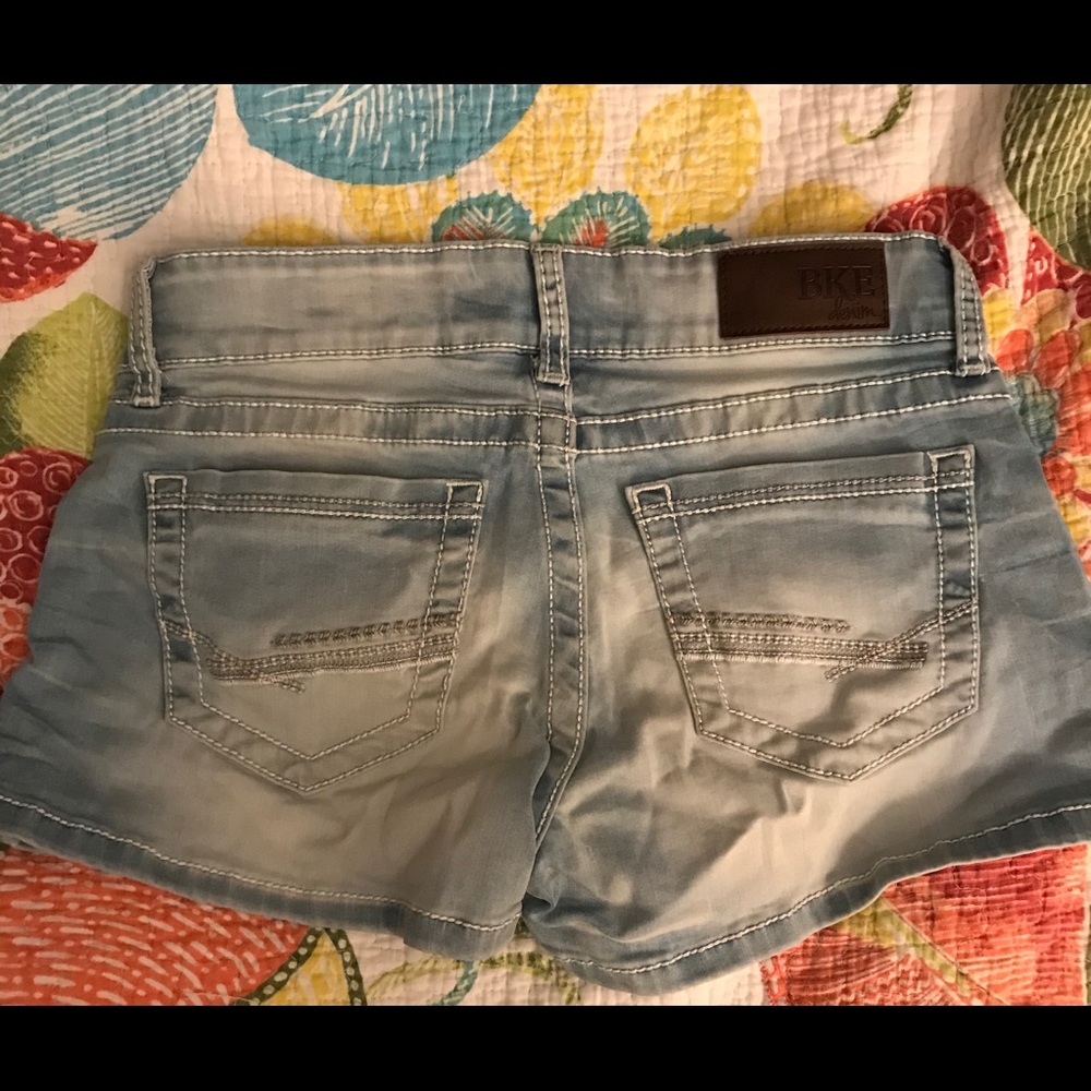 Women’s Denim shorts